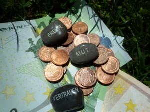 Geld und Steine